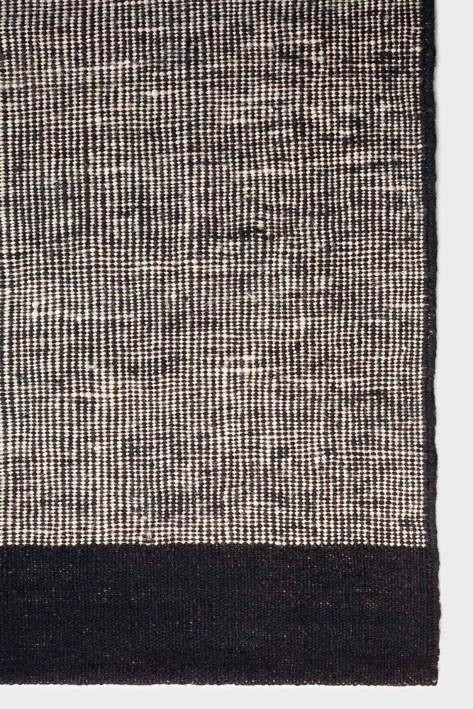 Ethnicraft Mazandaran Dots Kilim-Teppich