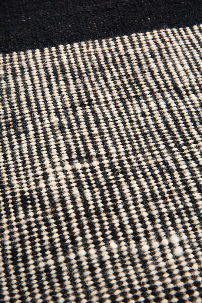 Ethnicraft Mazandaran Dots Kilim-Teppich