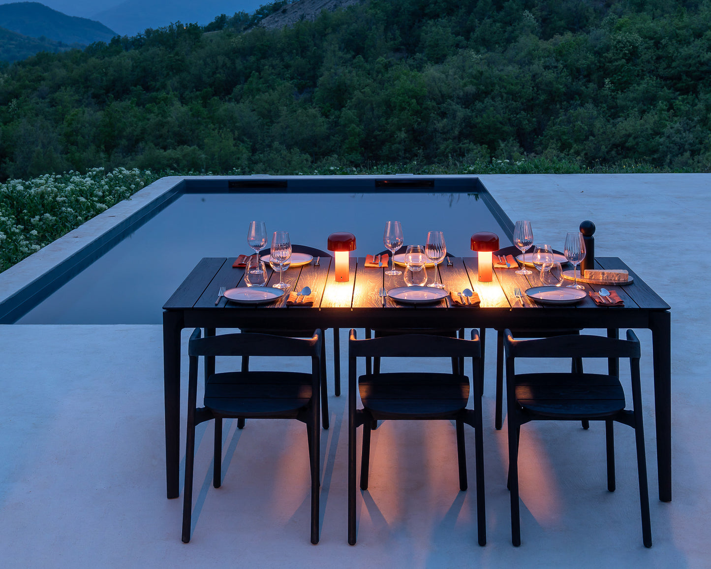 Ethnicraft Bok Tisch Teak