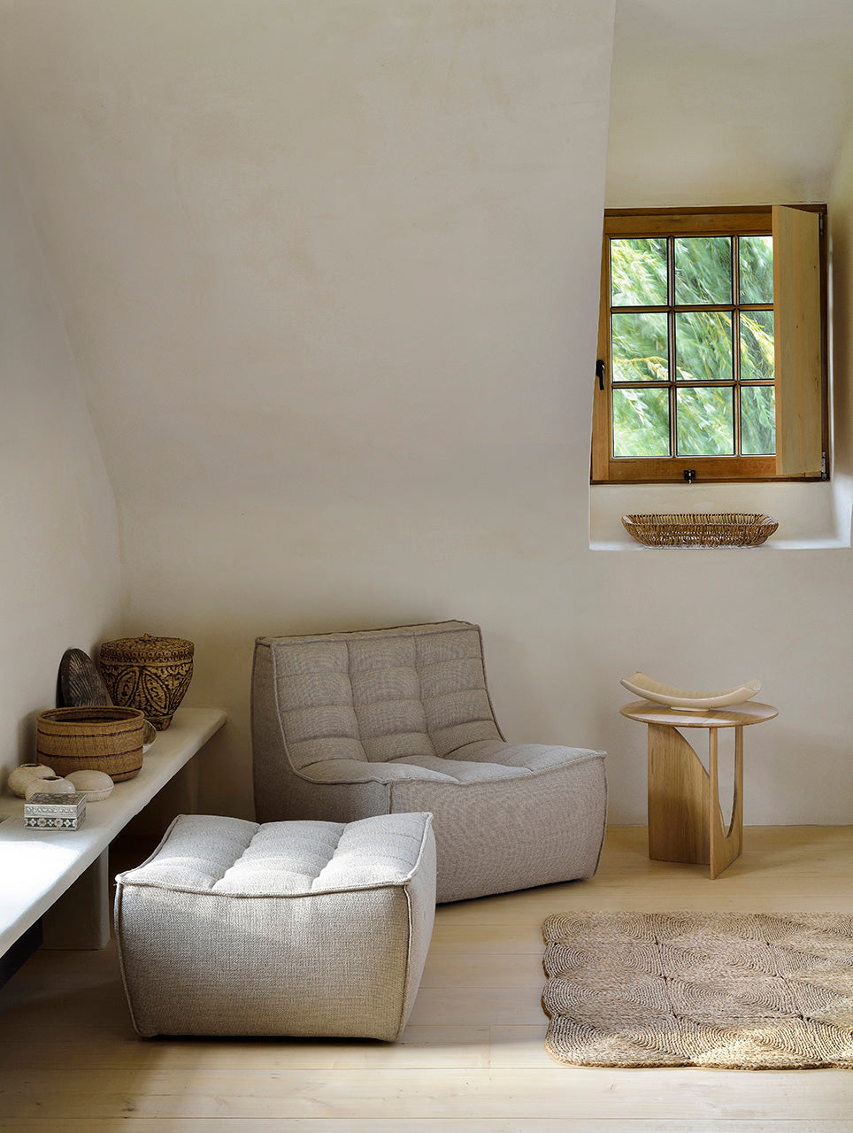 Ethnicraft Geometric Beistelltisch