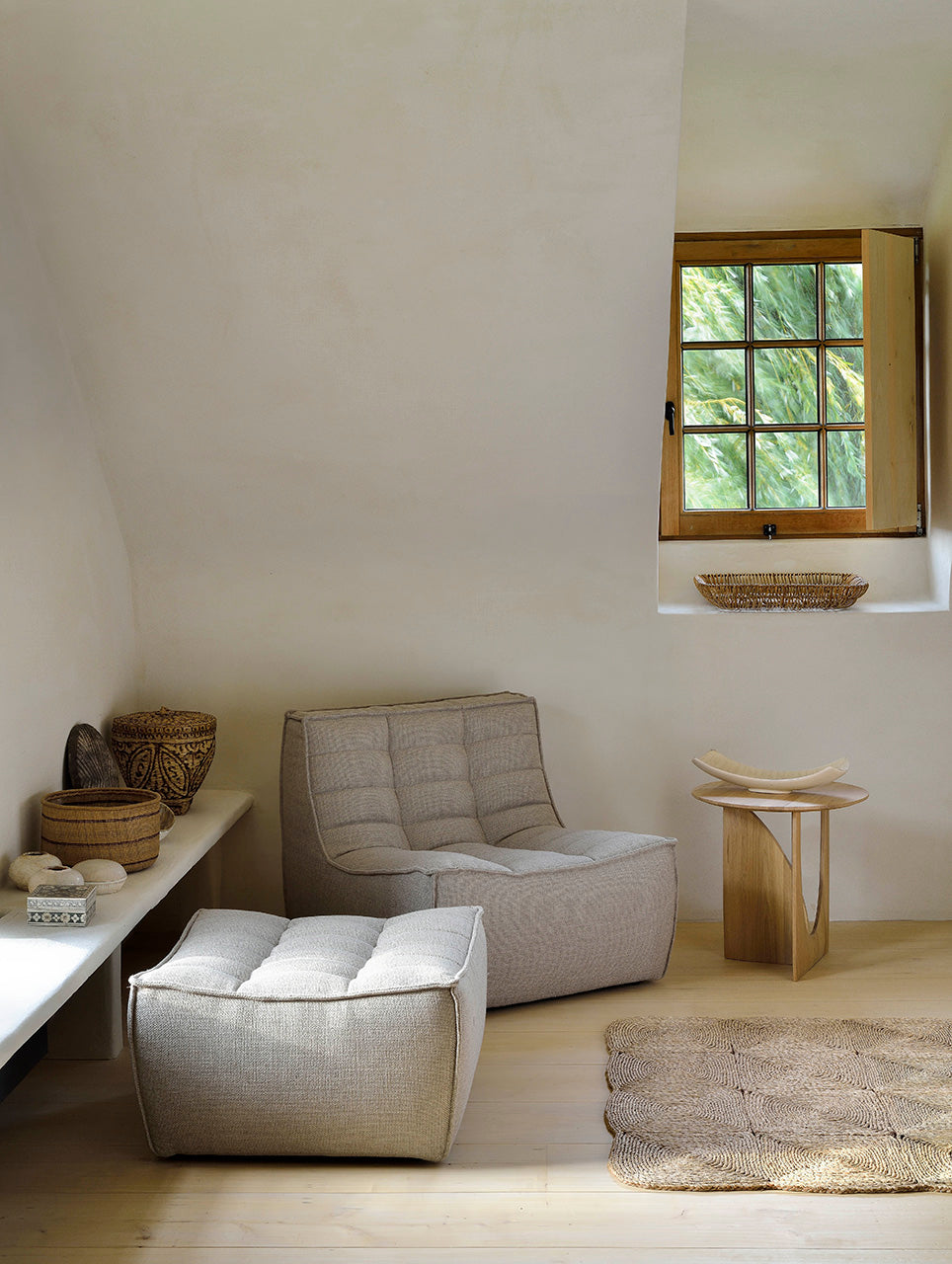 Ethnicraft Geometric Beistelltisch