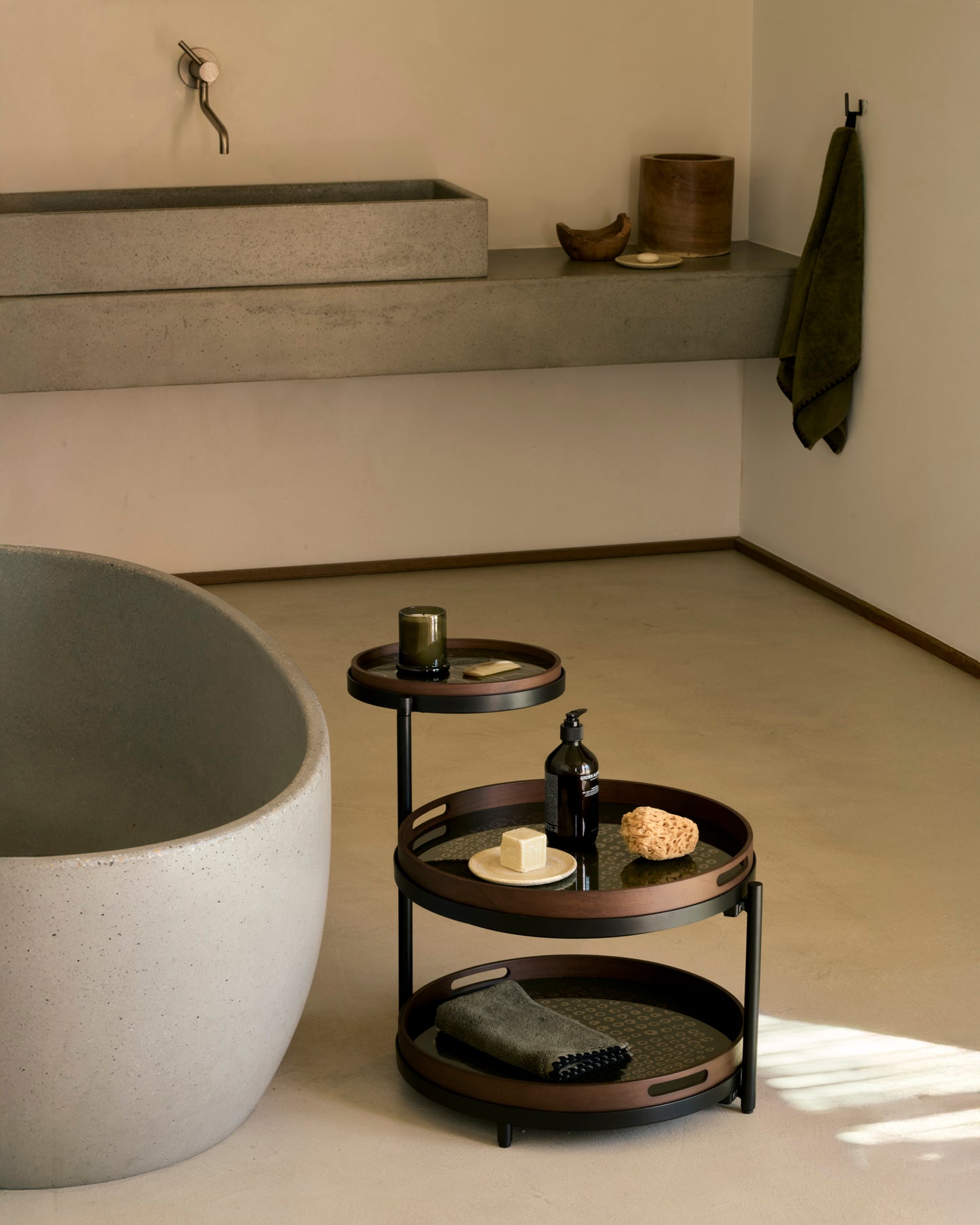 Ethnicraft Swivel Beistelltisch