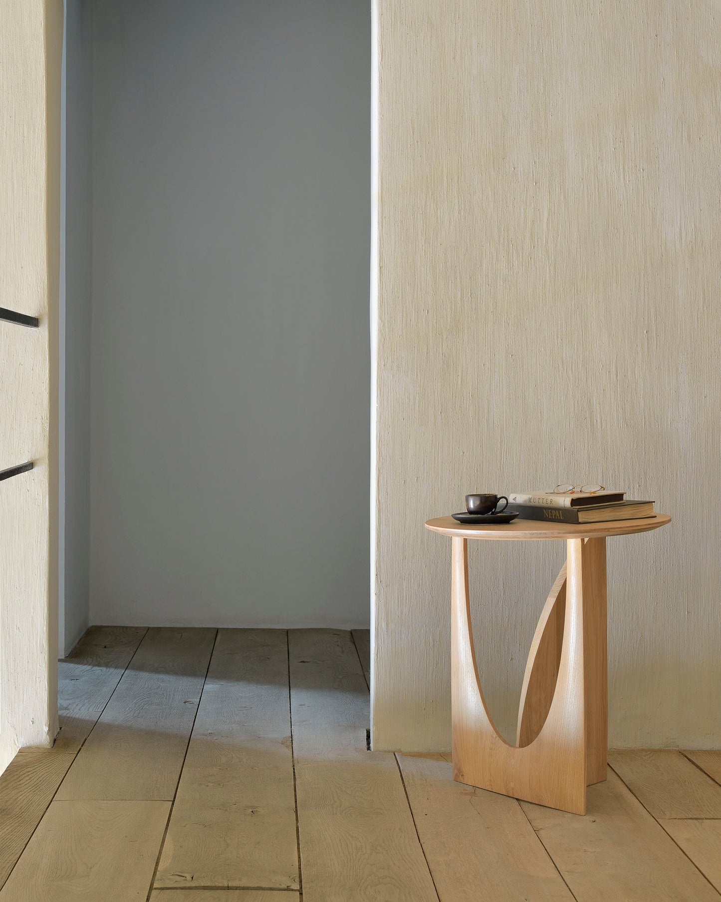 Ethnicraft Geometric Beistelltisch