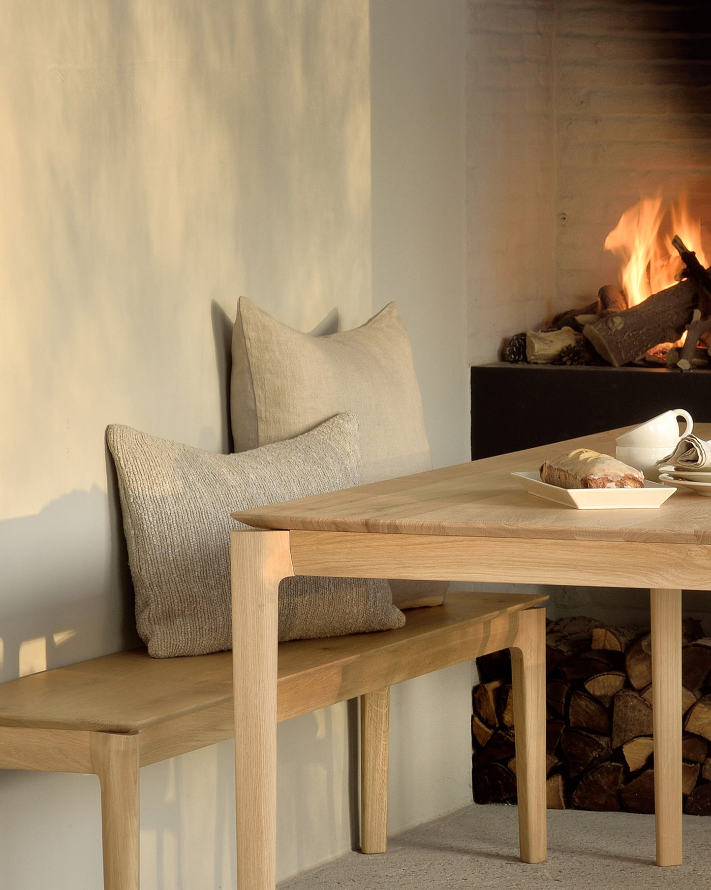 Ethnicraft Bok Tisch Oak