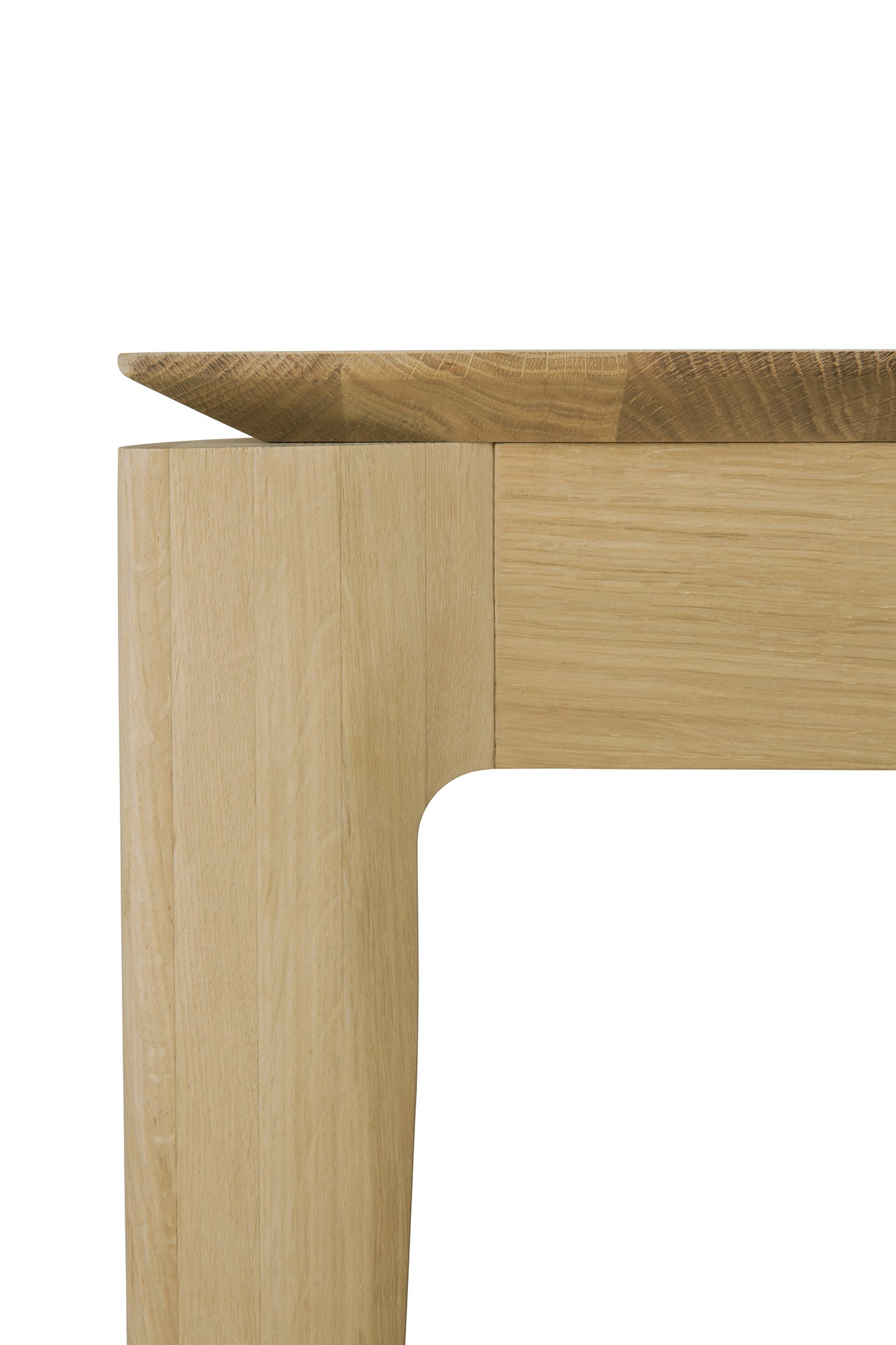Ethnicraft Bok Tisch Oak