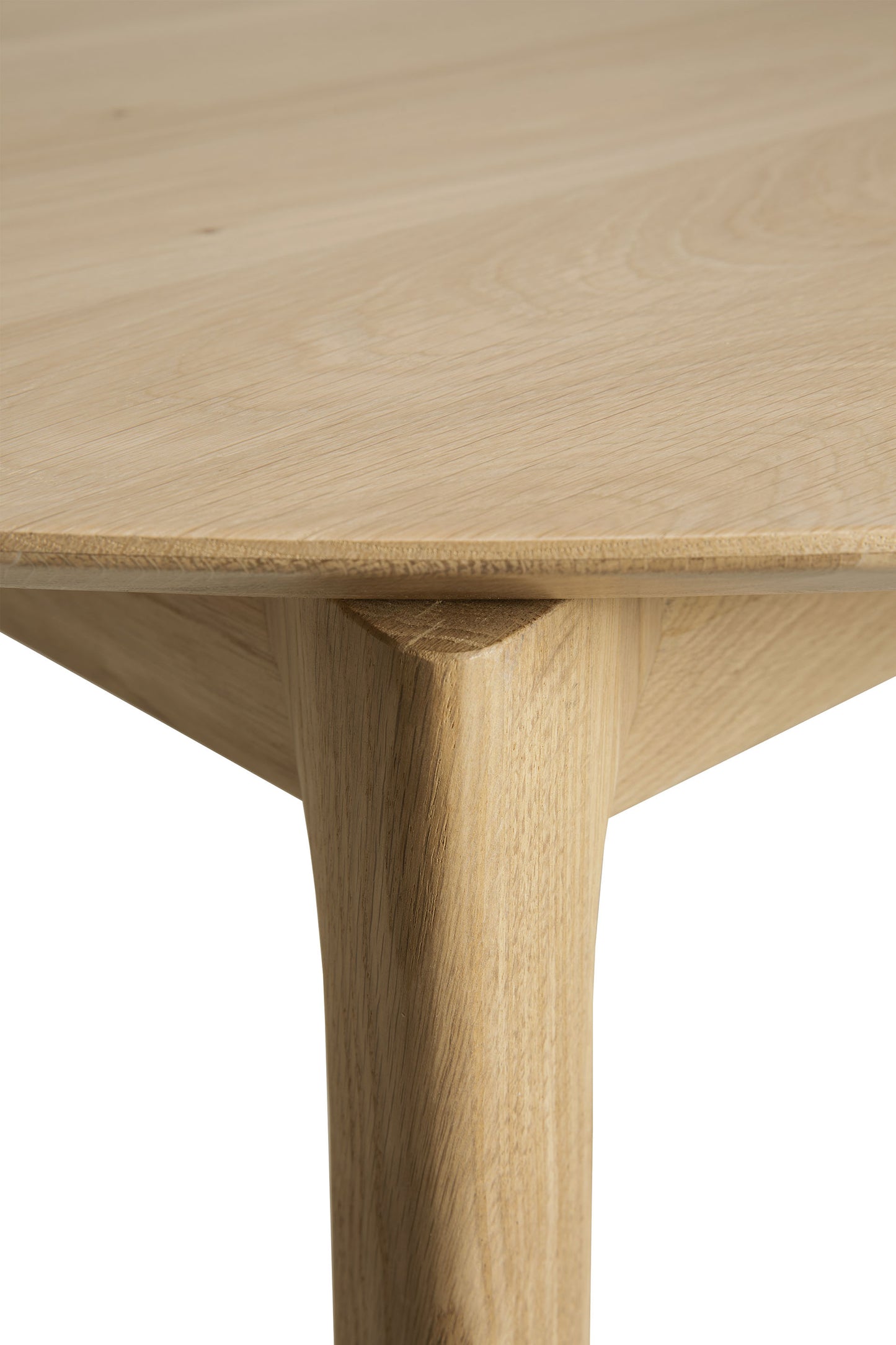 Ethnicraft Bok ausziehbarer Tisch Oak