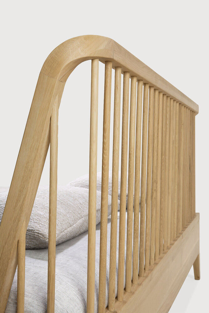 Ethnicraft Spindle Eiche Bett 160 cm - Vorführmodell