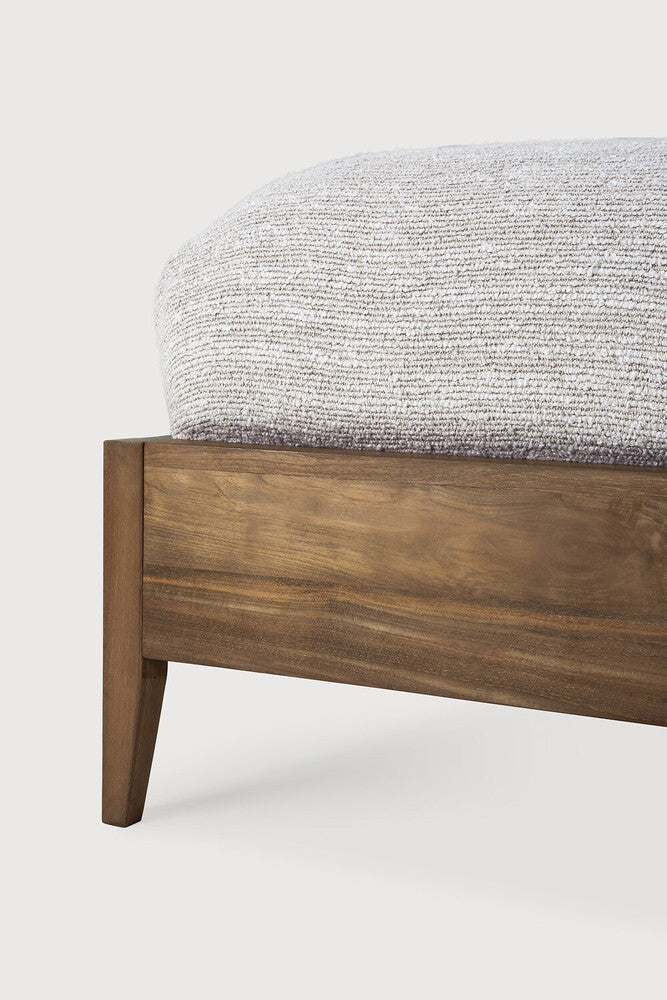 Ethnicraft Spindle Teak Bett