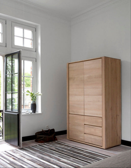 Ethnicraft Shadow Schrank