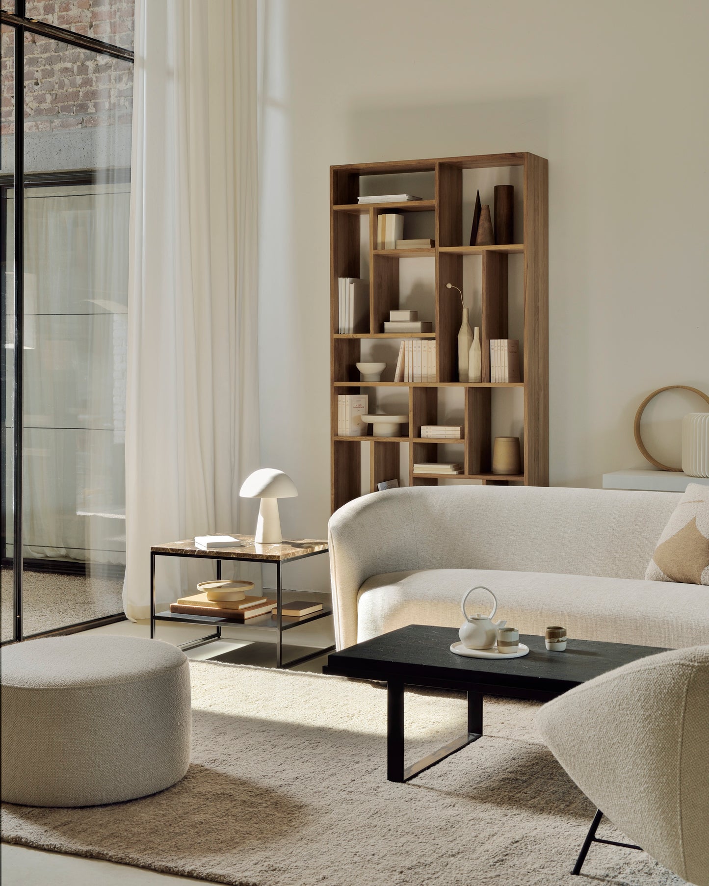 Ethnicraft Stone Beistelltisch