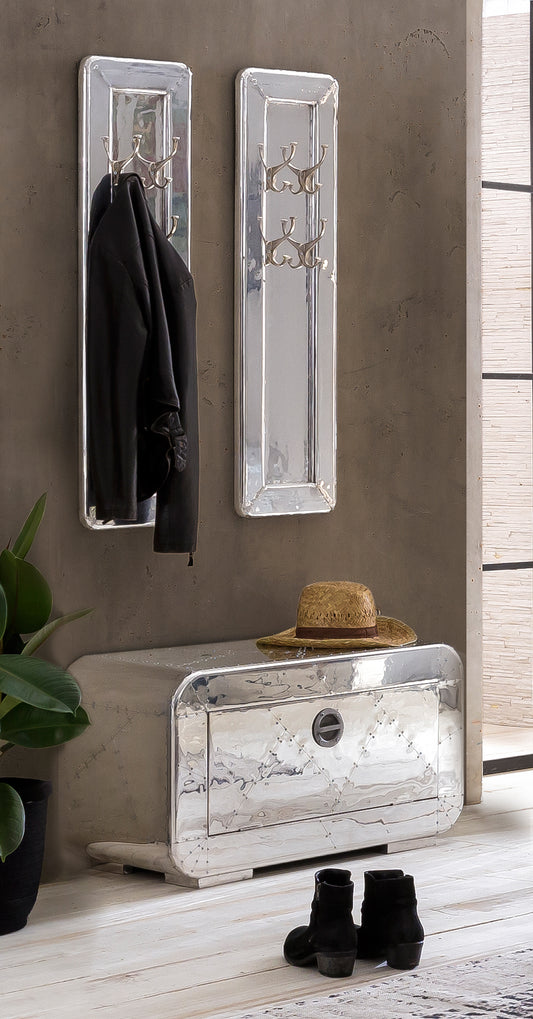 SIT-Möbel AIRMAN, Dielen-Set, (B) 0,00 x (H) 0,00 x (T) 0,00 cm, Material: Mangoholz + MDF mit Alu beschlagen, mit Zierschrauben, Farbe: silber, 1 Schuhschrank, 2 Garderobenpaneele