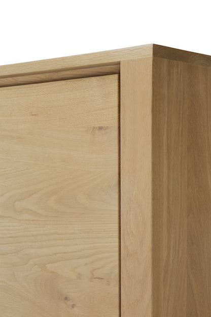 Ethnicraft Shadow Kleiderschrank