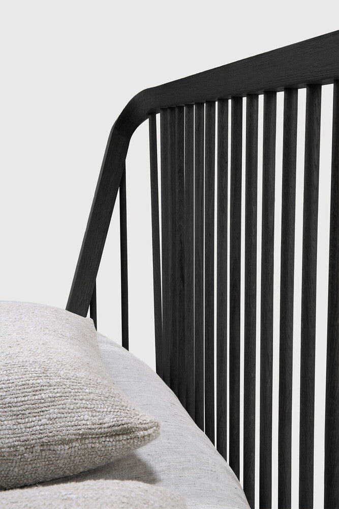 Ethnicraft Spindle Eiche Schwarz Bett