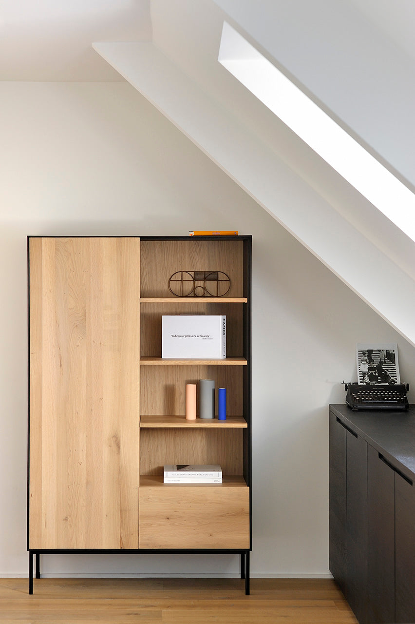 Ethnicraft Blackbird Schrank