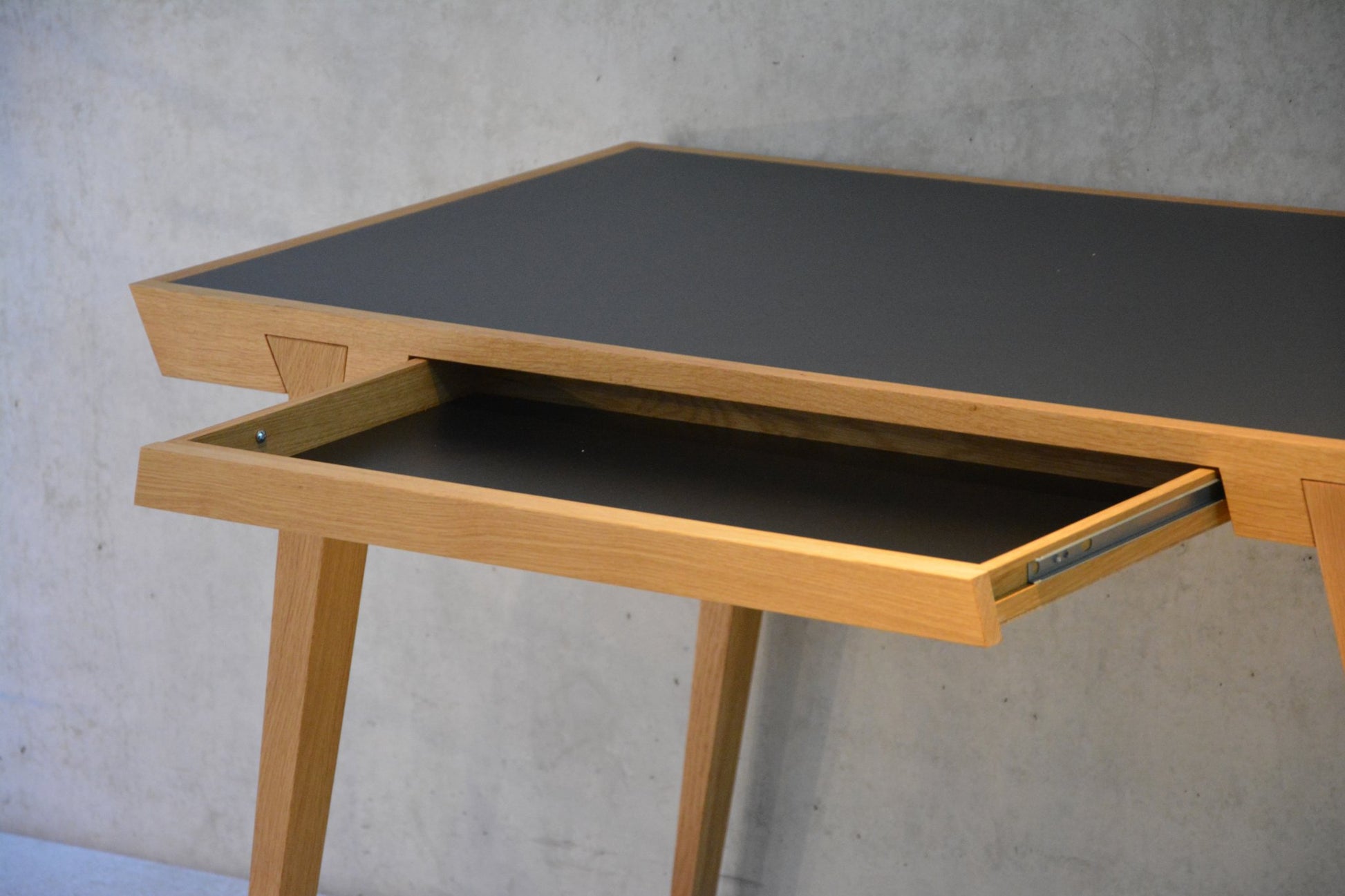 Jan Kurtz Schreibtisch DESK