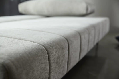 Innovation Akello Sofa mit Armlehnen