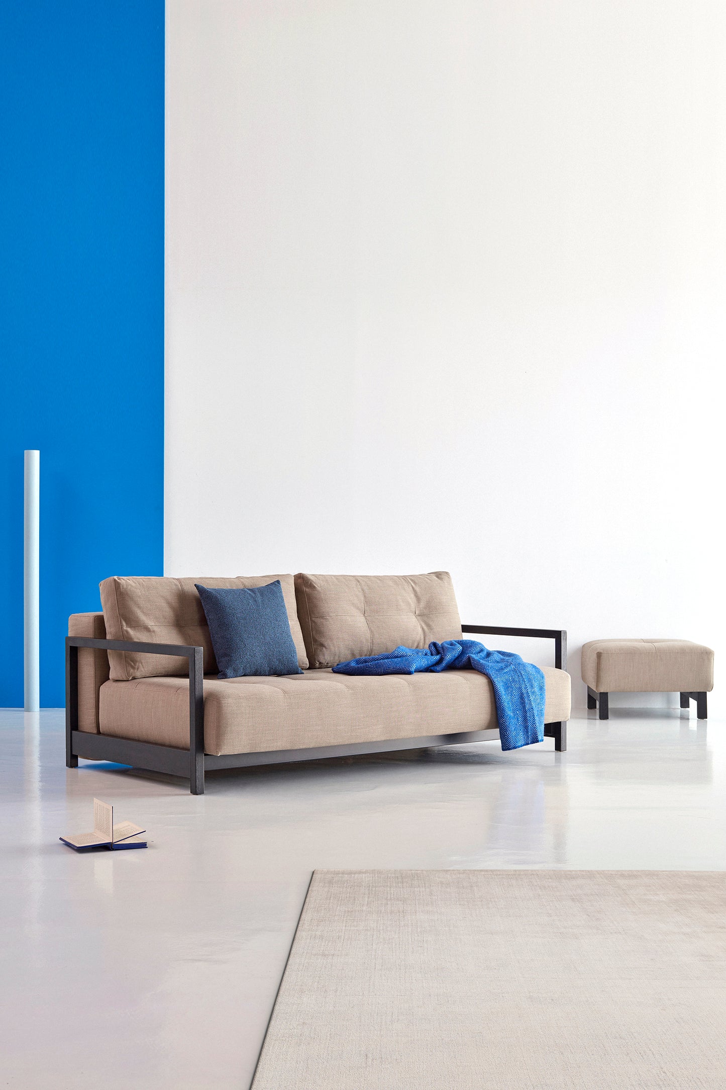 Innovation Bifrost Sofa mit Armlehnen