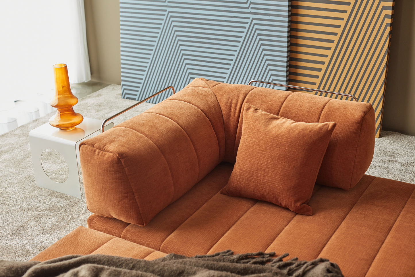 Innovation Cozy Pad Sofa mit Armlehnen