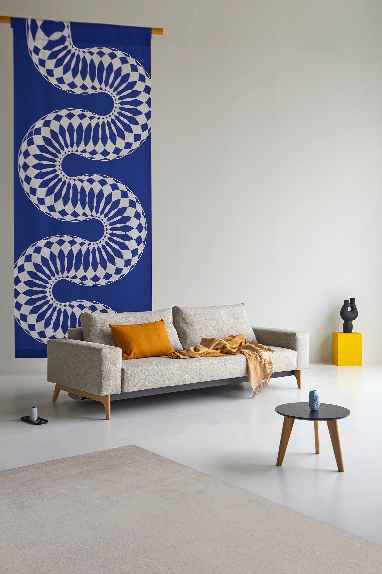 Innovation Idun Sofa Bed mit Armlehnen