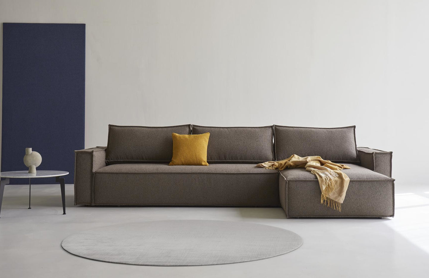 Innovation Newilla Lounger Sofa mit Armlehnen