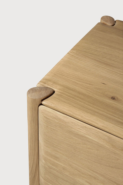 Ethnicraft PI Eiche Schrank