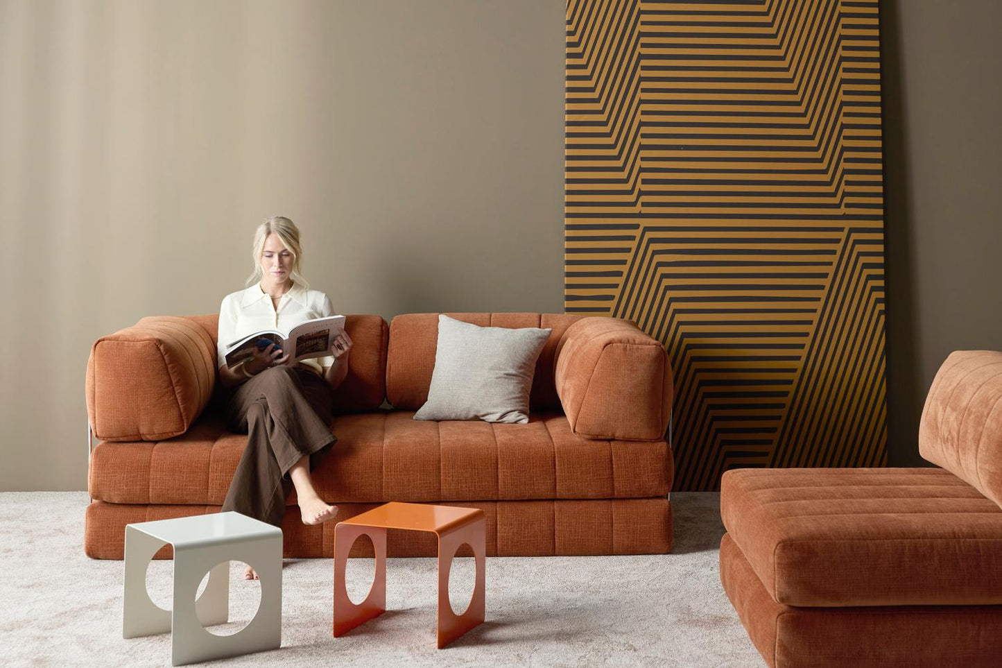Innovation Cozy Pad Sofa mit Armlehnen