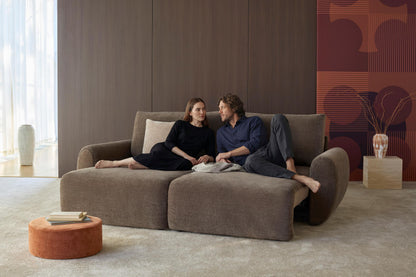 Innovation Norum Curve Sofa mit Armlehnen