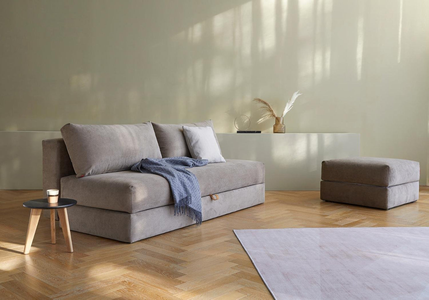 Innovation Osvald Sofa ohne Armlehnen