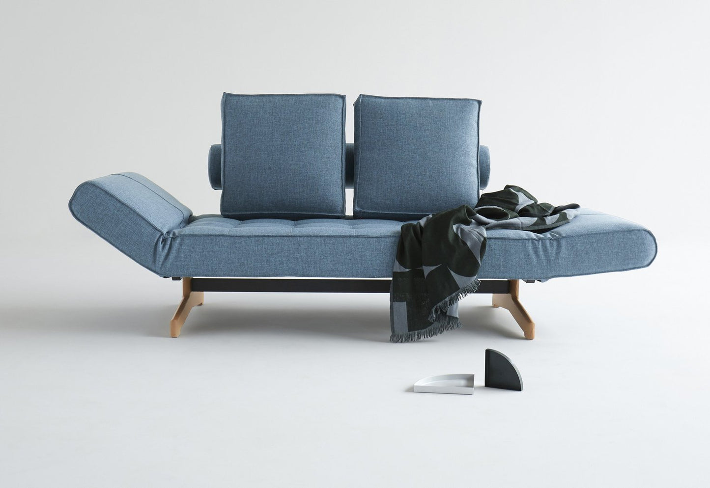 Innovation Ghia Wood Sofa mit Armlehnen