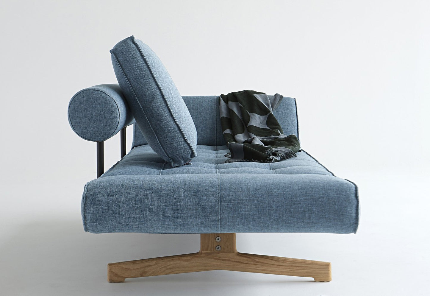 Innovation Ghia Wood Sofa mit Armlehnen